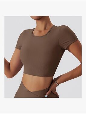 Ribbed Short Sleeve Crop Top - Size M